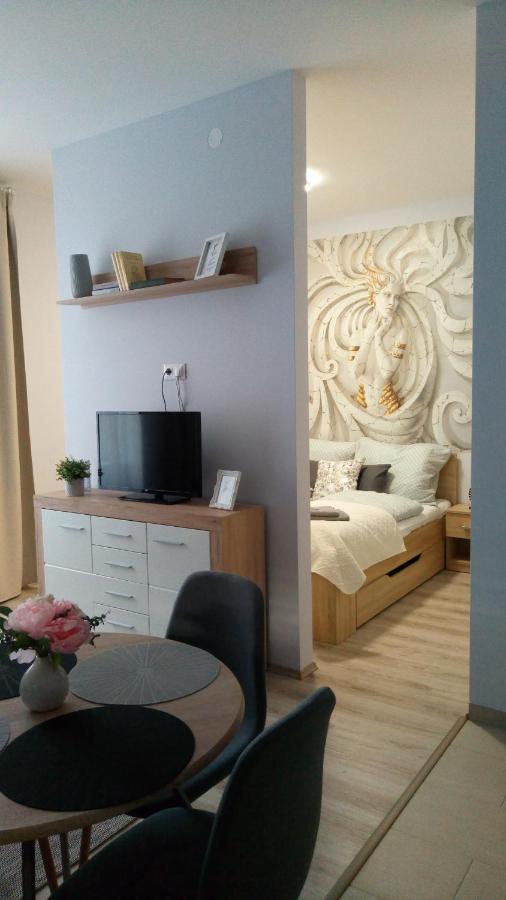 Loli Apartman 미슈콜츠 외부 사진
