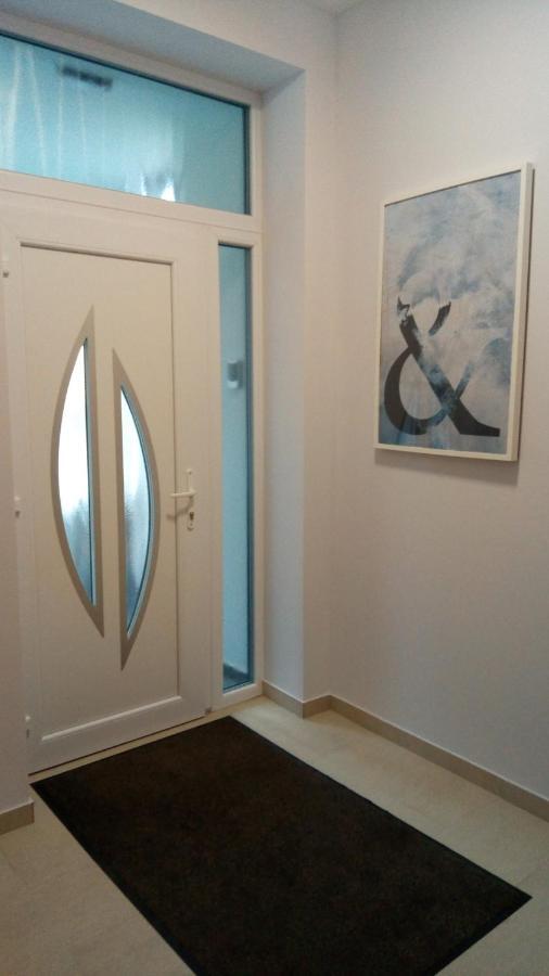 Loli Apartman 미슈콜츠 외부 사진