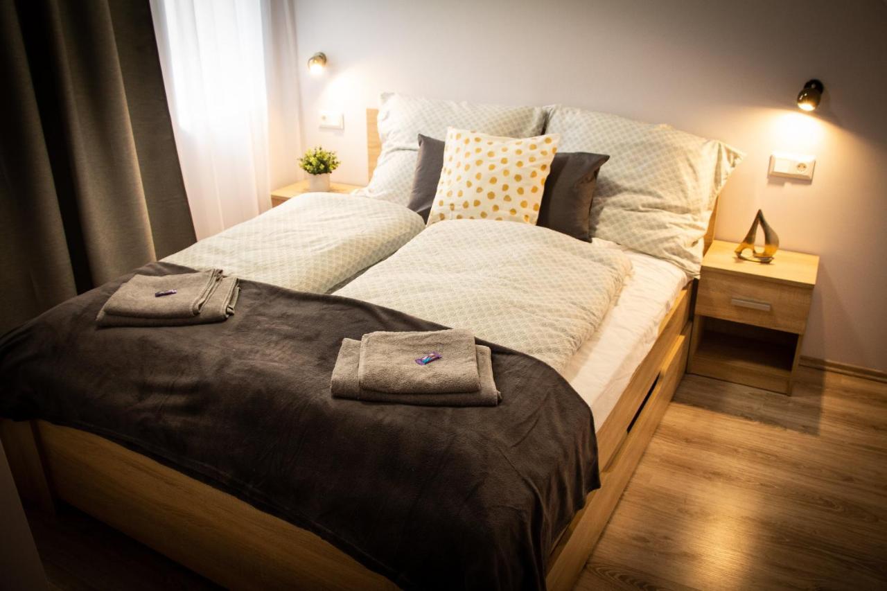 Loli Apartman 미슈콜츠 외부 사진